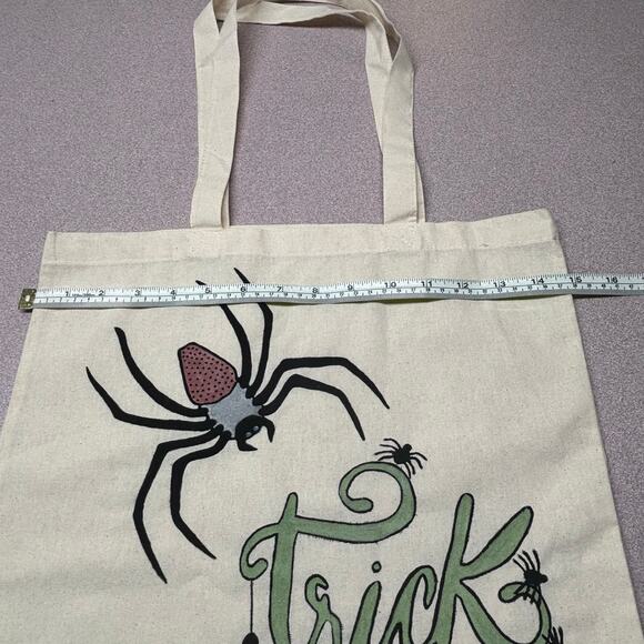 Handmade Halloween Trick-or-Treat Bag – Spider Design Tote for Kids - Picture 5 of 7